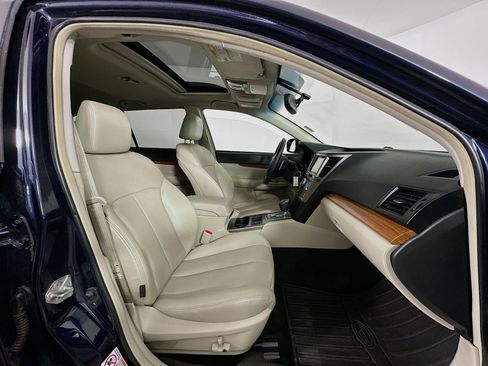 Used 2014 Subaru Outback 3.6R Limited AWD/4WD image 31