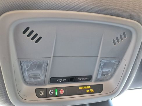 Used 2025 Chevrolet Malibu LT image 16