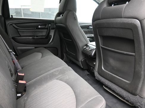 Used 2015 Chevrolet Traverse LT w/ Style and Technology Package AWD/4WD image 24