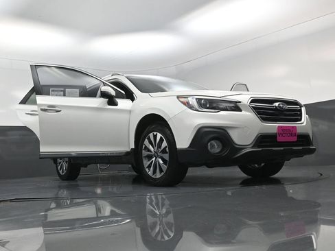 Used 2019 Subaru Outback 2.5i Touring AWD/4WD image 27