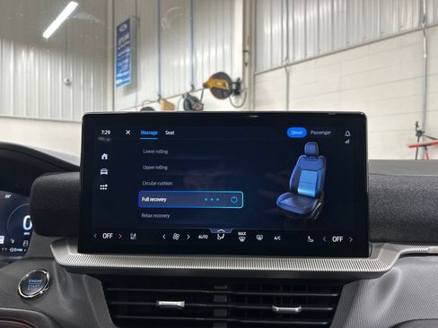 Certified 2025 Ford Explorer ST-Line w/ ST-Line Street Pack AWD/4WD image 25