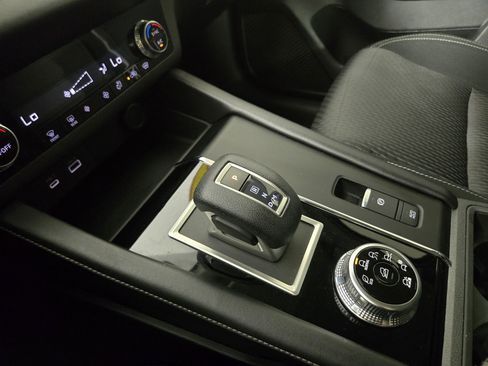 Used 2022 Mitsubishi Outlander ES AWD/4WD image 22