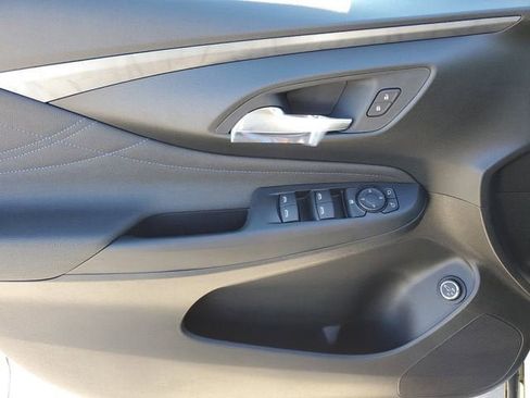 New 2026 Buick Envista Sport Touring image 16