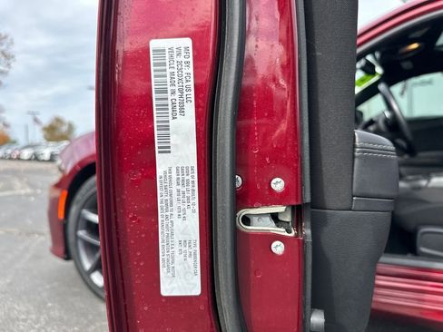 Used 2023 Dodge Charger R/T w/ Harman/Kardon Audio Group image 31