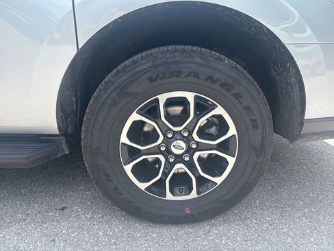 Certified 2024 Ford Expedition Max XLT RWD image 15