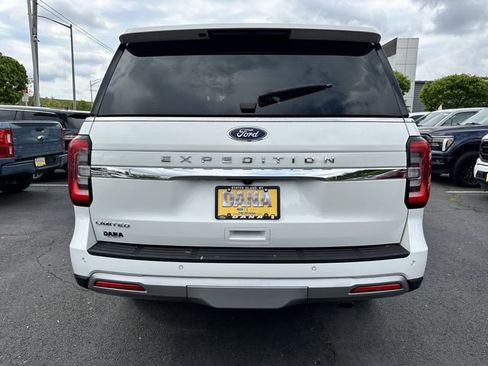 Certified 2022 Ford Expedition Limited AWD/4WD image 6