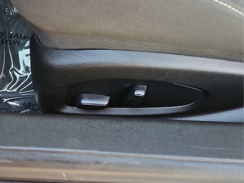 Used 2022 Chevrolet Camaro LT image 16