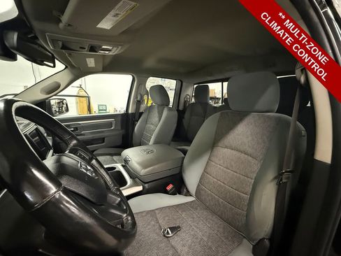 Used 2019 RAM 1500 Classic SLT w/ Black Appearance Group image 17