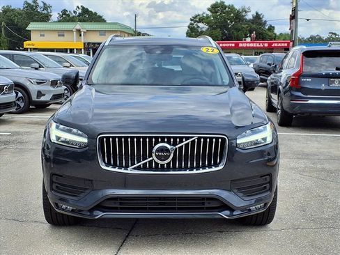 Used 2022 Volvo XC90 T6 Momentum w/ Advanced Package image 2