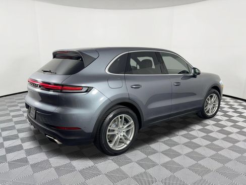 Used 2026 Porsche Cayenne AWD/4WD image 9