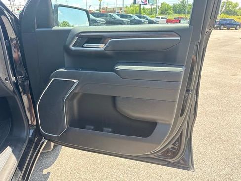 Used 2025 GMC Sierra 1500 SLT AWD/4WD image 26