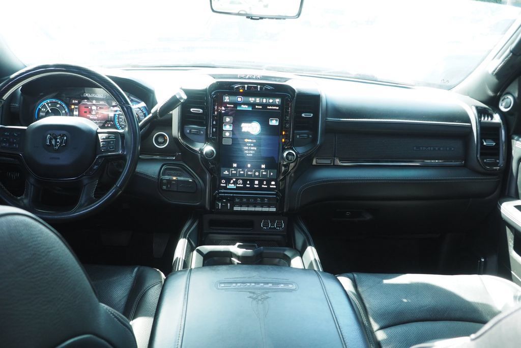 Used 2022 RAM 2500 Limited AWD/4WD image 17