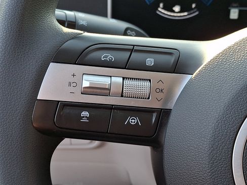 Certified 2025 Hyundai Tucson SEL AWD/4WD image 23