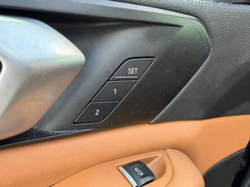 Used 2023 BMW X5 sDrive40i w/ M Sport Package RWD image 15