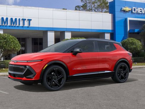 New 2026 Chevrolet Equinox EV RS image 2