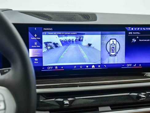 Certified 2024 BMW X7 xDrive40i w/ Premium Package image 26