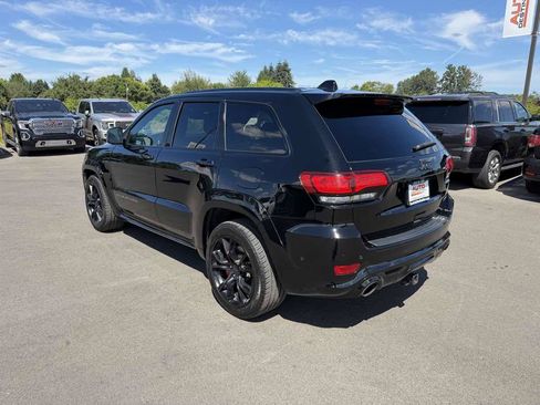 Used 2017 Jeep Grand Cherokee SRT AWD/4WD image 6