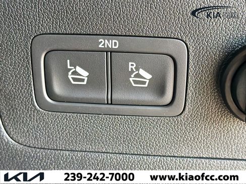 New 2026 Kia Sorento S image 13