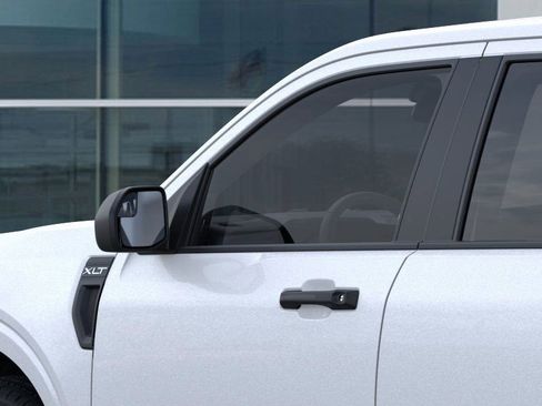 New 2025 Ford Maverick XLT image 24