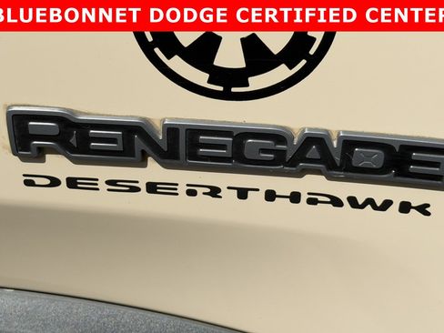 Used 2017 Jeep Renegade Trailhawk AWD/4WD image 17