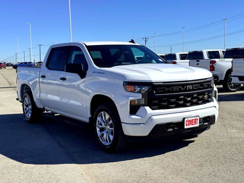 Used 2022 Chevrolet Silverado 1500 Custom image 4