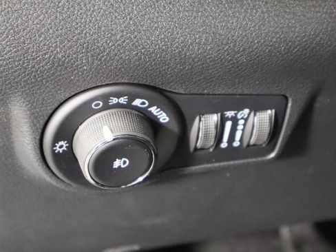 New 2026 Jeep Compass Latitude image 24