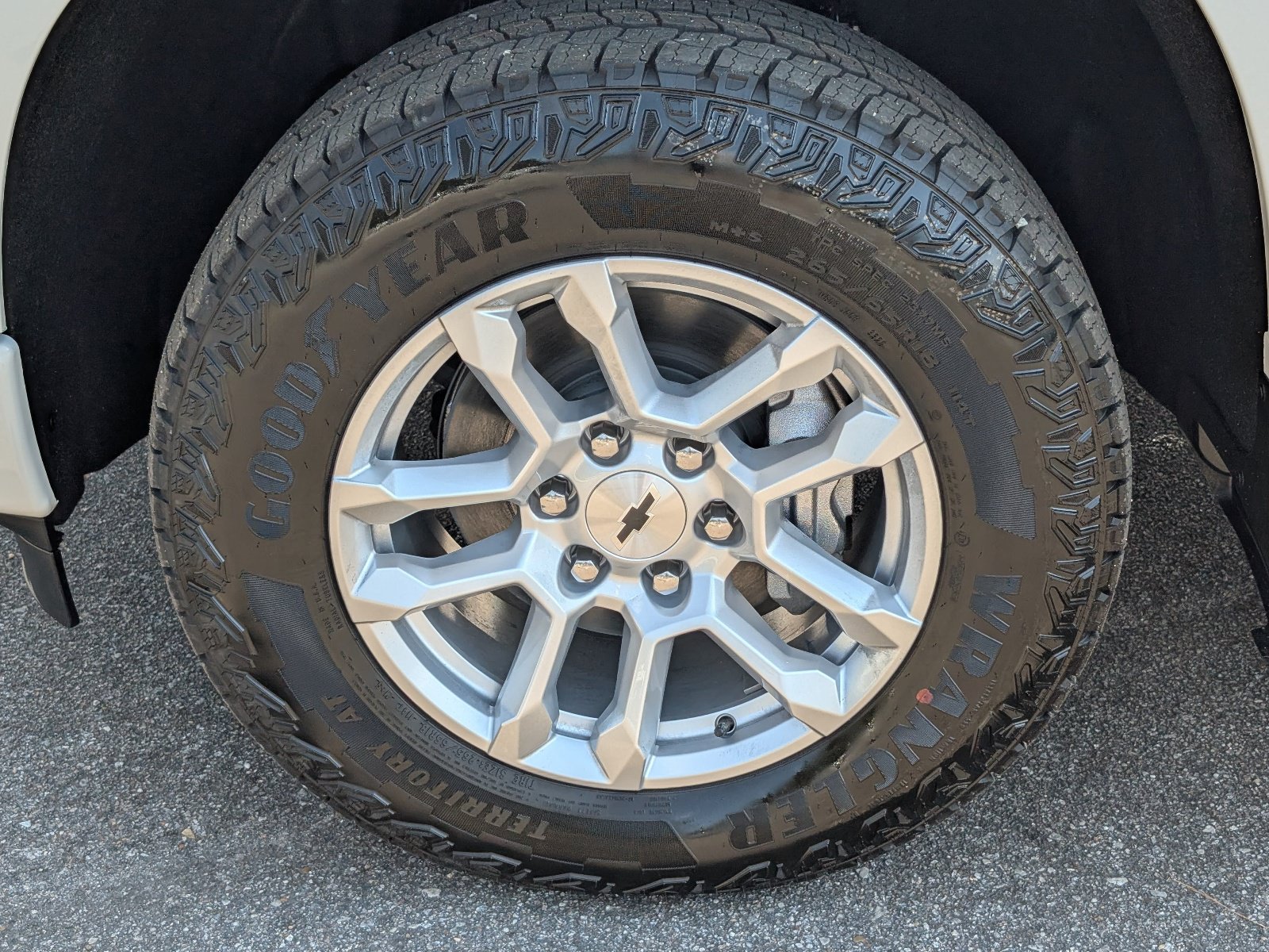 New 2026 Chevrolet Silverado 1500 RST w/ Z71 Off-Road Package AWD/4WD image 8