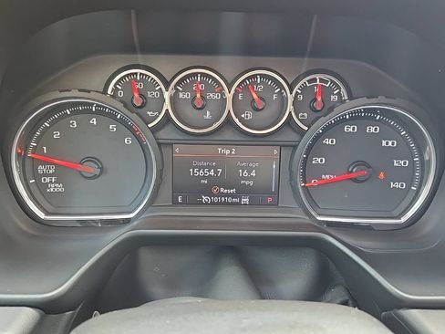Used 2021 Chevrolet Tahoe Z71 w/ Z71 Signature Package AWD/4WD image 4