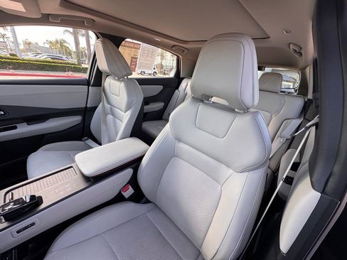 Certified 2024 Nissan Ariya FWD image 13