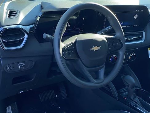 New 2026 Chevrolet TrailBlazer LT FWD image 18