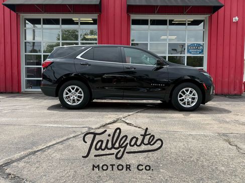 Used 2022 Chevrolet Equinox LT image 1