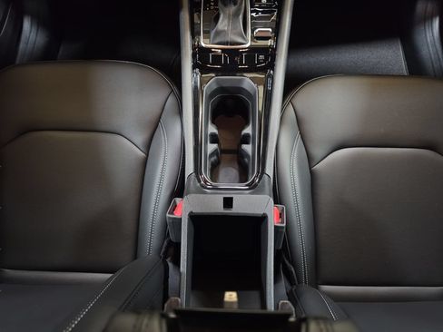New 2026 Jeep Compass Limited AWD/4WD image 12