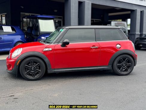 Used 2013 MINI Cooper S FWD image 2