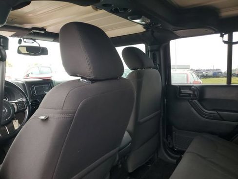 Used 2018 Jeep Wrangler Unlimited Sport S AWD/4WD image 8