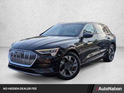 Used 2022 Audi e-tron Premium Plus w/ Premium Plus Package