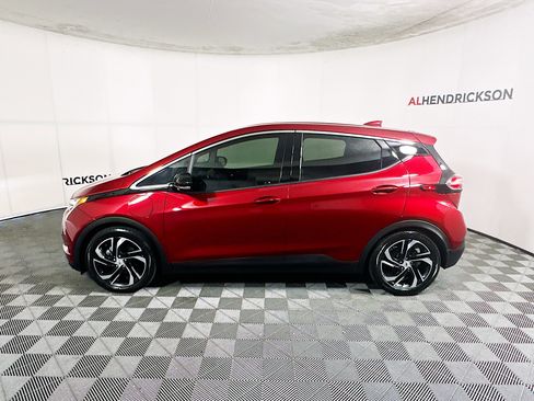 Used 2023 Chevrolet Bolt LT w/ Infotainment Package image 6