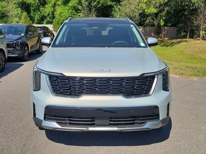 New 2026 Kia Sorento S w/ S Panoramic Sunroof Package