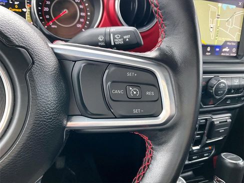 Used 2022 Jeep Gladiator Rubicon w/ Cold Weather Group image 22