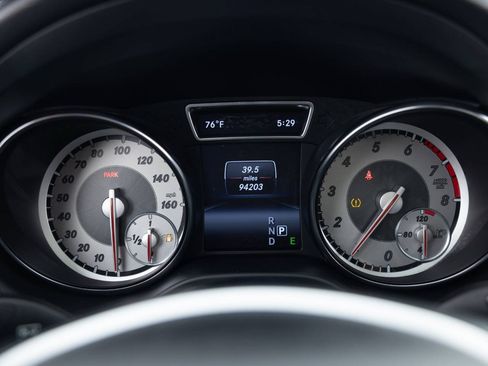 Used 2015 Mercedes-Benz GLA 250 4MATIC image 33