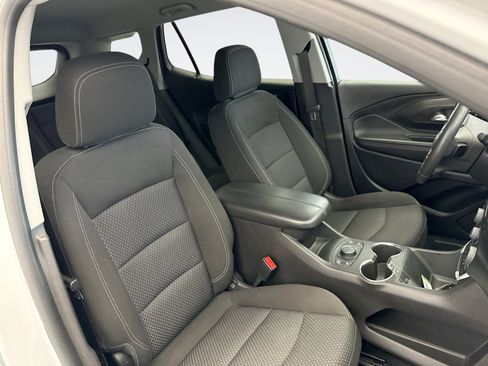 Used 2022 GMC Terrain SLE w/ Driver Convenience Package AWD/4WD image 17
