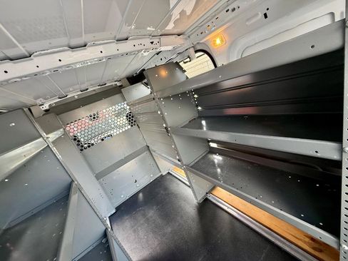 Used 2022 Ford Transit Connect XL FWD image 34