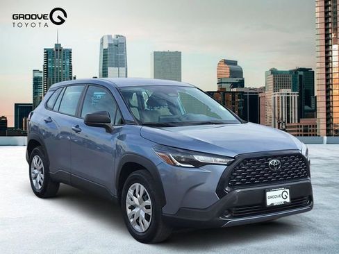 Used 2023 Toyota Corolla Cross L image 8