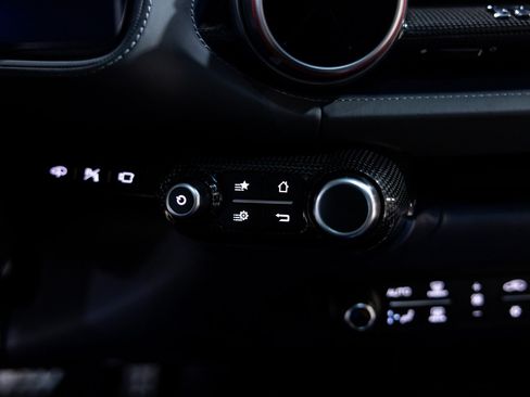 Used 2019 Ferrari 812 Superfast RWD image 46