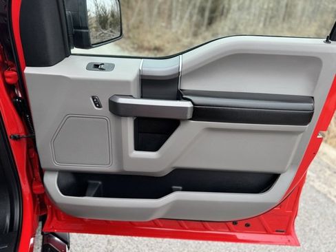 Used 2018 Ford F150 XLT w/ Equipment Group 302A Luxury image 18