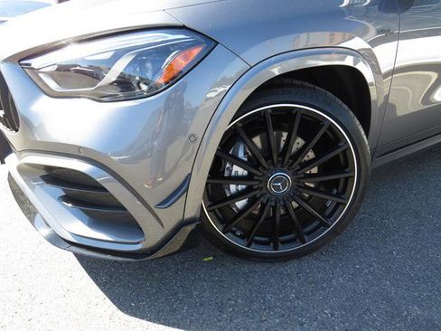 Certified 2024 Mercedes-Benz GLA 35 AMG 4MATIC image 25