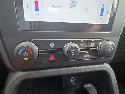 New 2025 Ford Ranger XL image 14