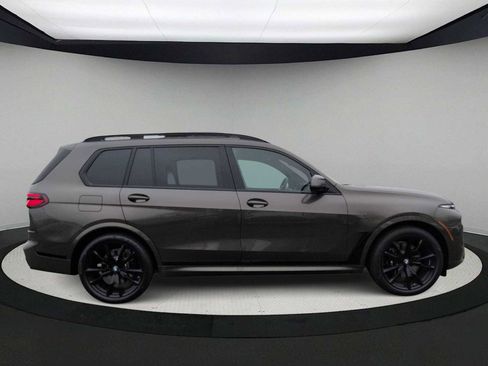 New 2026 BMW X7 xDrive40i w/ M Sport Package image 9
