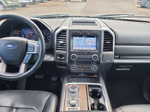 Used 2019 Ford Expedition Platinum AWD/4WD image 15