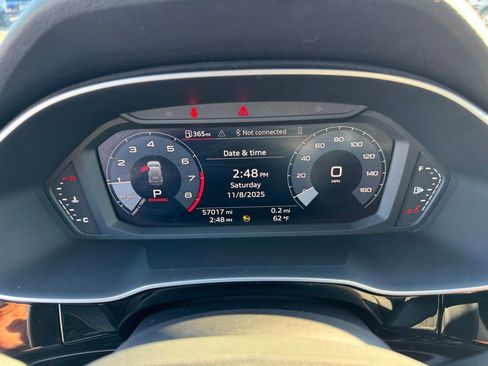 Used 2023 Audi Q3 2.0T Premium Plus image 27