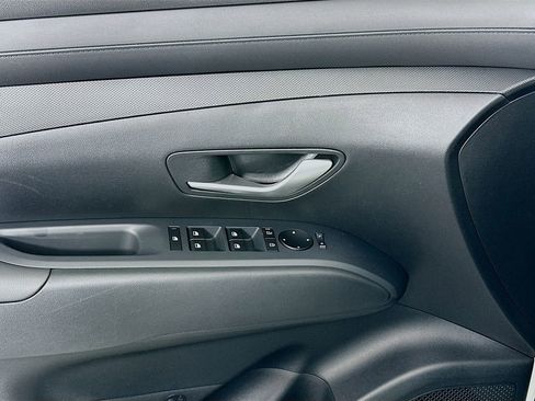 New 2026 Hyundai Tucson SE image 18